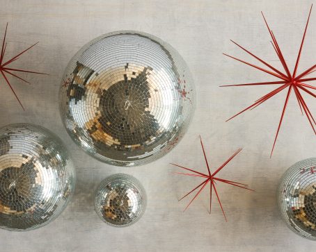 DECORATIVE ACCENTS